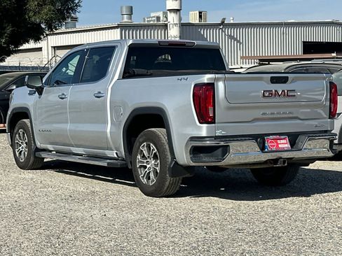 Used 2019 GMC Sierra 1500 SLT w/ Driver Alert Package I AWD/4WD image 7