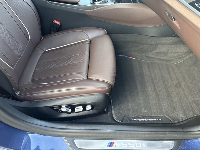 Used 2021 BMW M550i xDrive w/ Executive Package AWD/4WD image 21