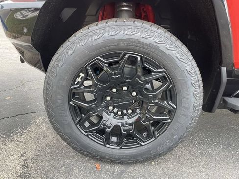 New 2025 GMC Hummer EV 2X w/ LPO, Cargo Utility Package AWD/4WD image 8