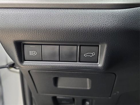 Used 2025 Toyota Grand Highlander AWD image 22