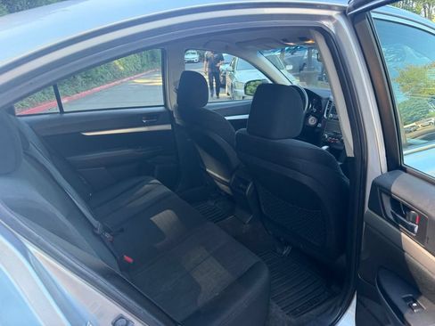 Used 2013 Subaru Legacy 2.5i Premium AWD/4WD image 15
