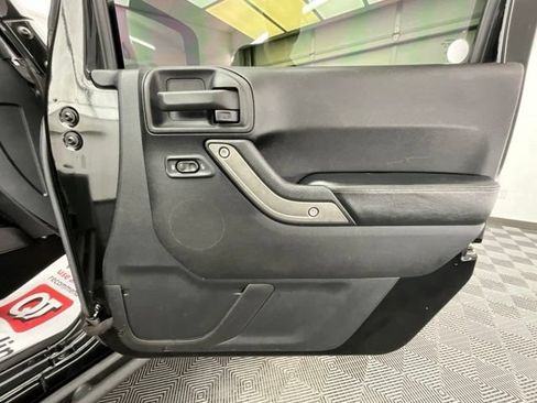 Used 2016 Jeep Wrangler Unlimited Sport AWD/4WD image 14