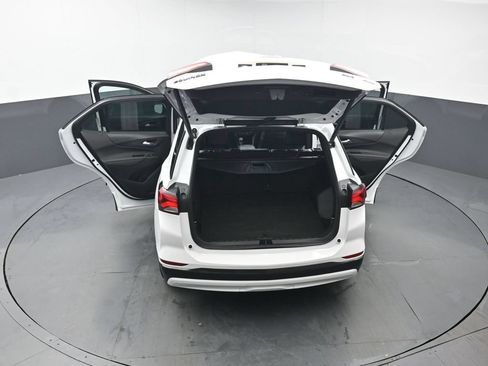 Used 2022 Chevrolet Equinox RS w/ LPO, Cargo Package AWD/4WD image 47