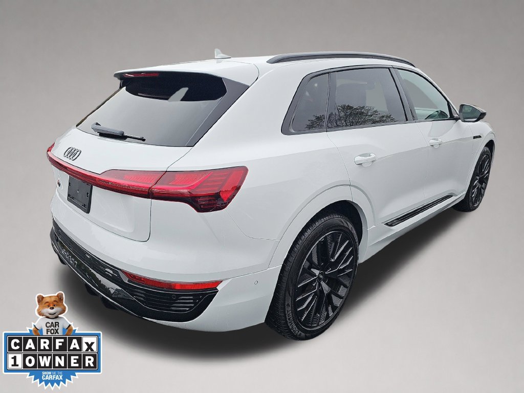 Used 2024 Audi Q8 e-tron Prestige w/ Prestige Package AWD/4WD image 4