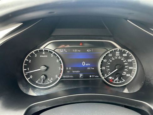 Used 2020 Nissan Murano SV w/ Premium Package image 12