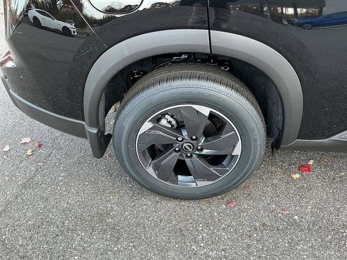 New 2026 Nissan Rogue SV image 8