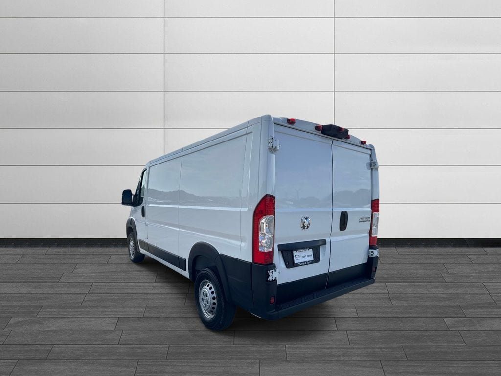 Used 2025 RAM ProMaster 2500 w/ Convenience Group FWD image 5