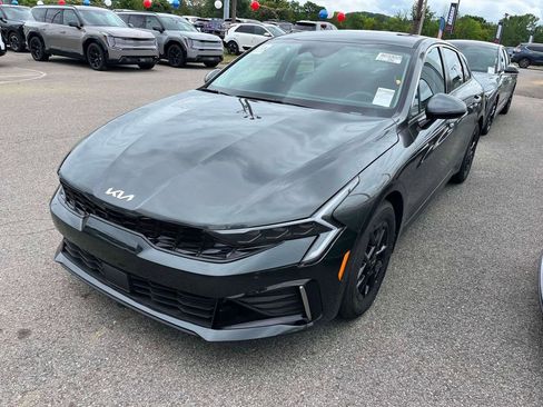 Used 2026 Kia K5 LXS FWD image 4
