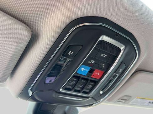 Certified 2022 Jeep Grand Cherokee L Limited AWD/4WD image 29