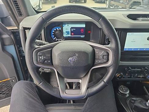 Used 2022 Ford Bronco Badlands AWD/4WD image 15
