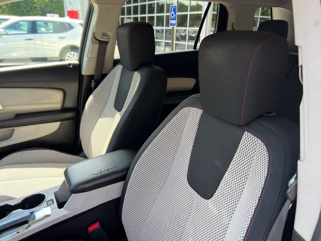 Used 2017 GMC Terrain SLE FWD image 9
