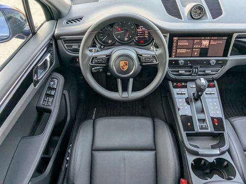 New 2026 Porsche Macan image 15