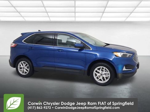 Used 2023 Ford Edge SEL image 1