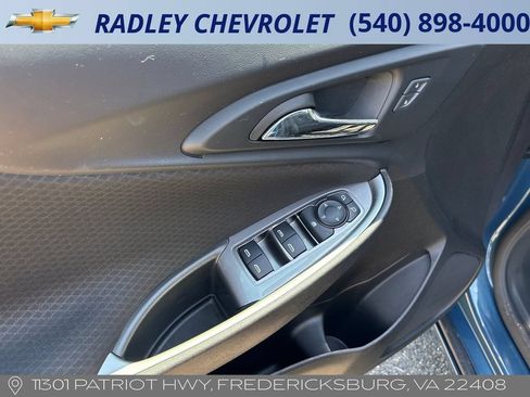 Certified 2025 Chevrolet Malibu LT FWD image 5