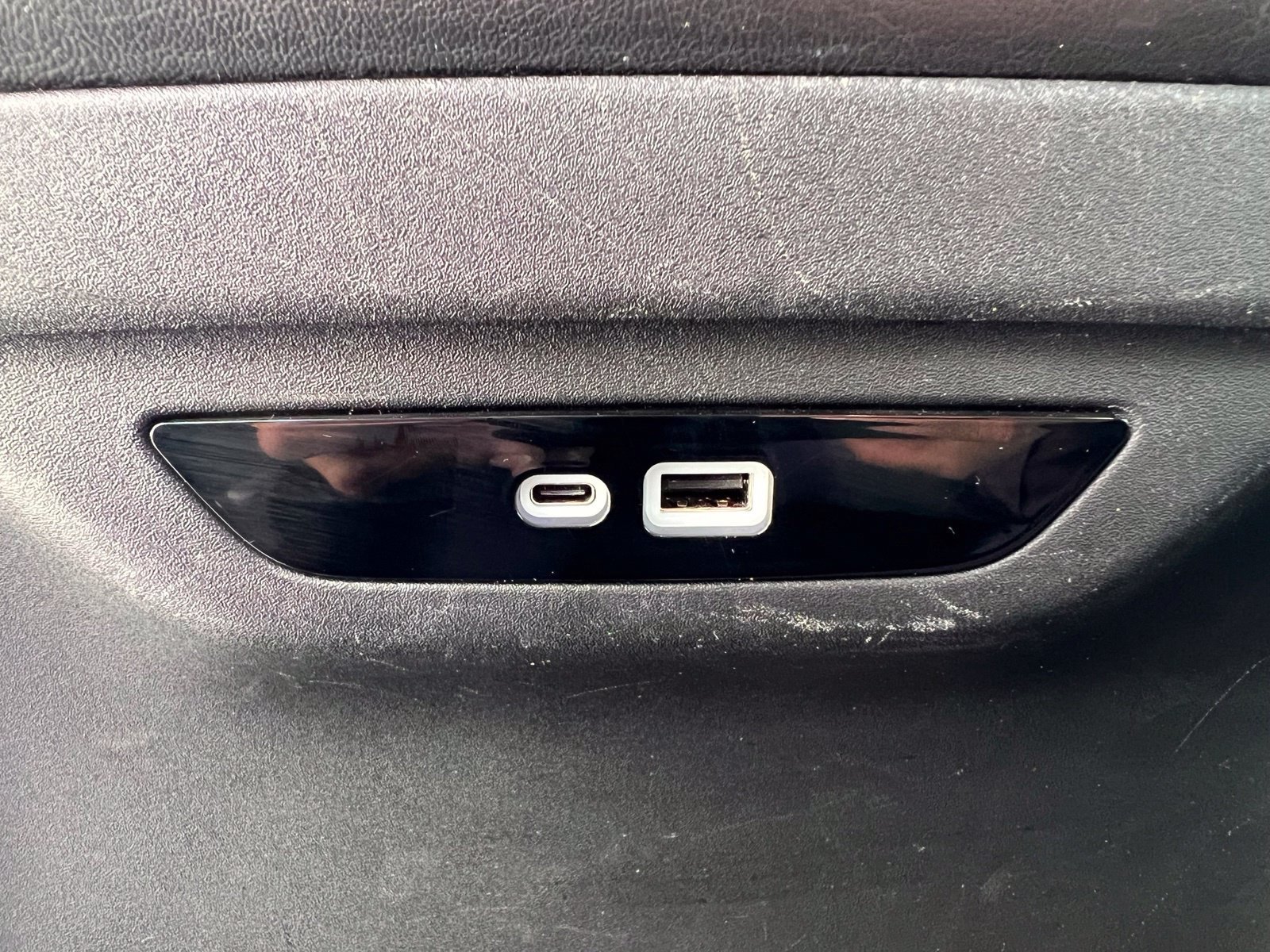 Used 2024 Chrysler Pacifica Touring-L FWD image 45