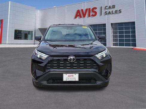 Used 2025 Toyota RAV4 LE image 10