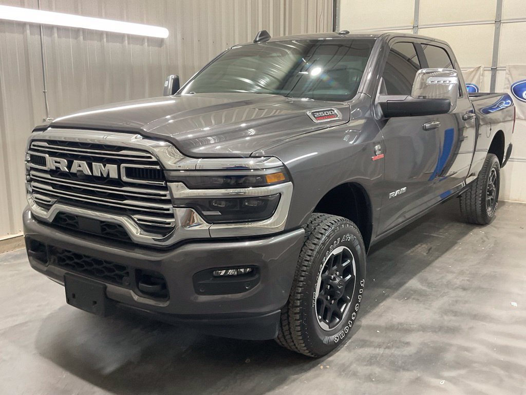 Used 2026 RAM 2500 Laramie AWD/4WD image 4