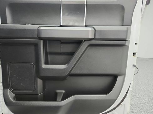 Used 2018 Ford F150 XLT w/ Equipment Group 302A Luxury AWD/4WD image 27