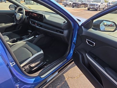 Used 2026 Kia K4 GT-Line w/ GT-Line Premium Package FWD image 10
