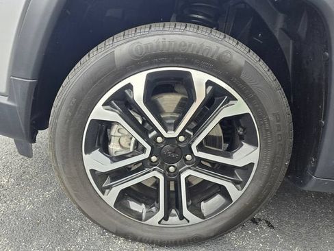 Used 2024 Jeep Compass Limited AWD/4WD image 10