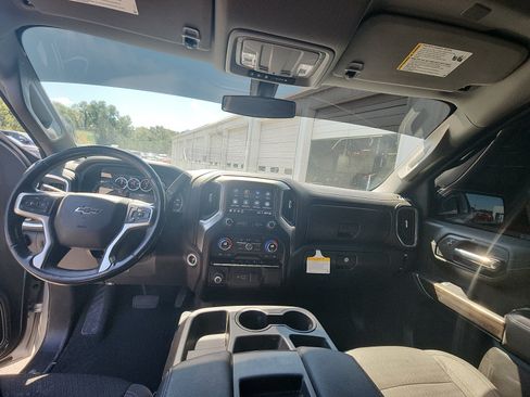 Used 2020 Chevrolet Silverado 1500 RST AWD/4WD image 17