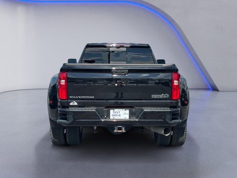 Used 2021 Chevrolet Silverado 3500 High Country image 10