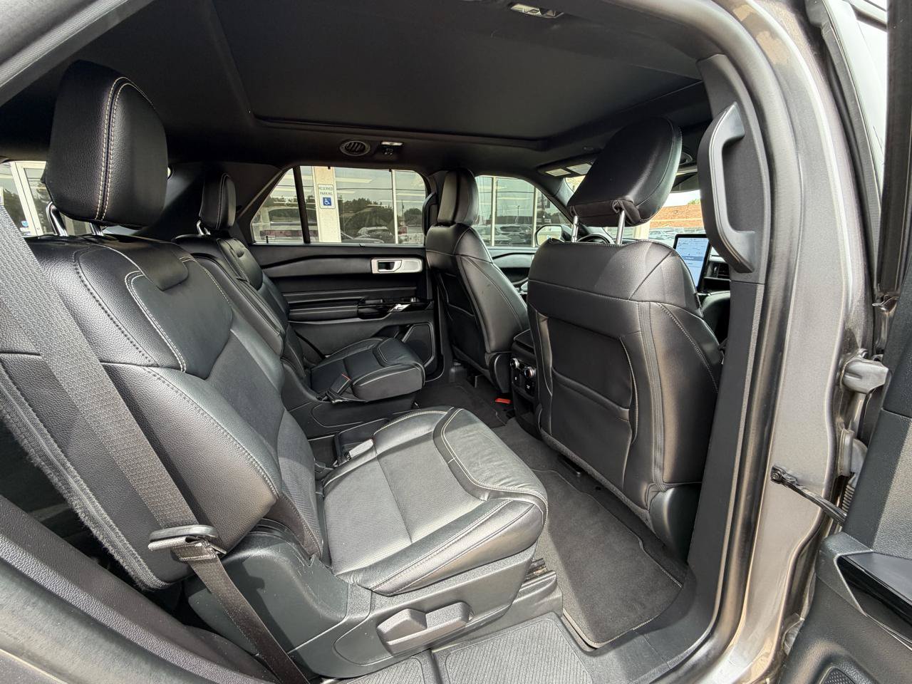 Used 2021 Ford Explorer ST w/ Equipment Group 401A AWD/4WD image 21