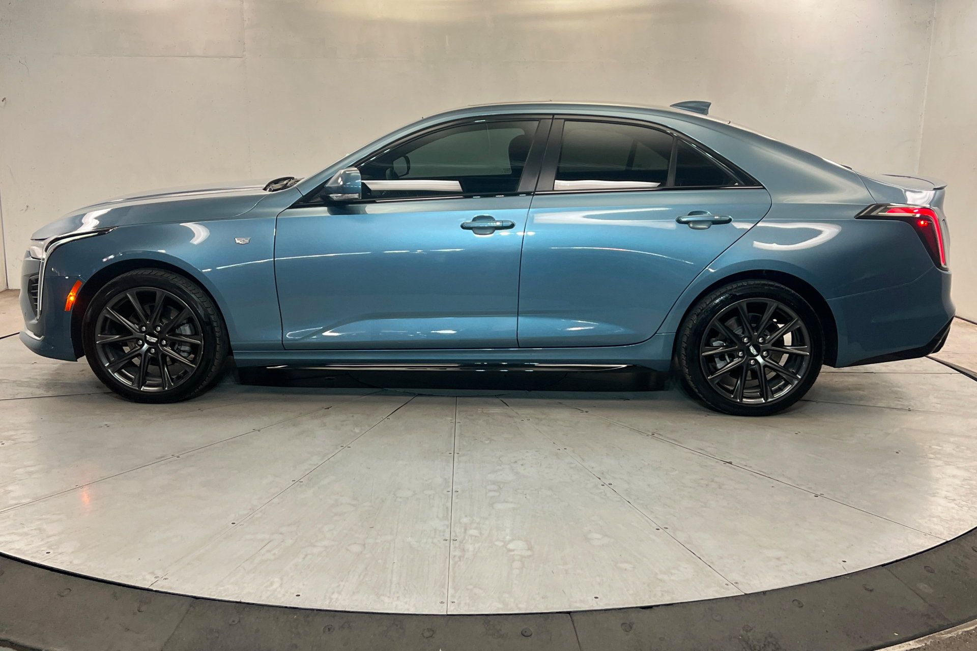 Used 2024 Cadillac CT4 Sport AWD/4WD image 2