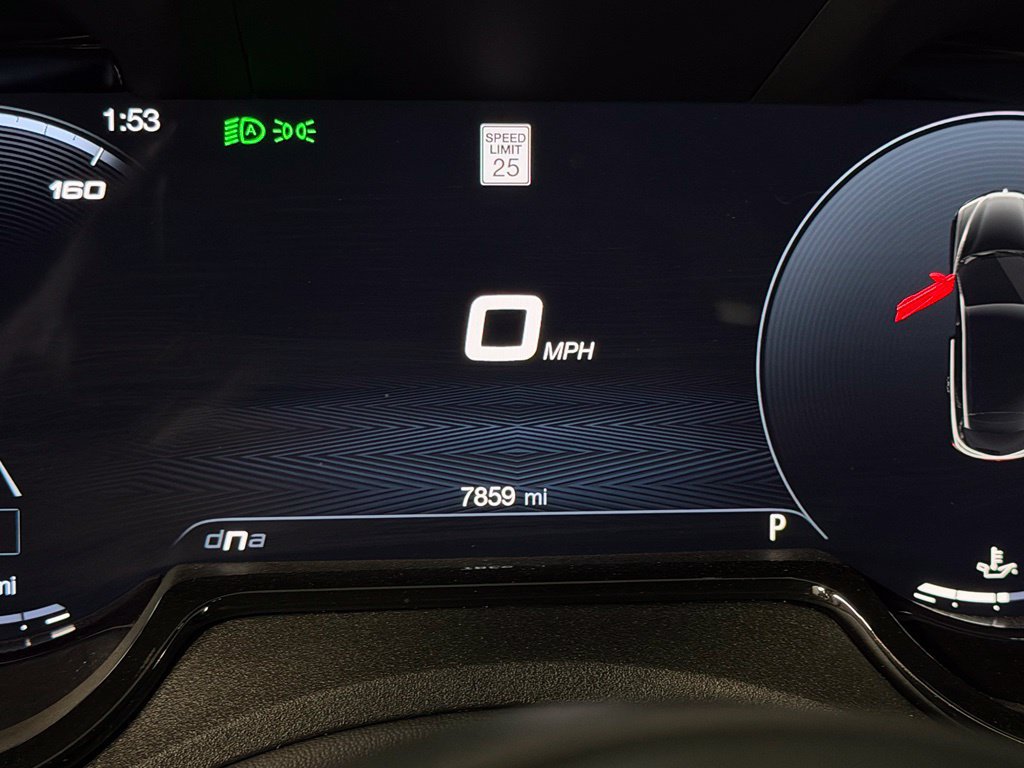 Used 2025 Alfa Romeo Tonale AWD/4WD image 17