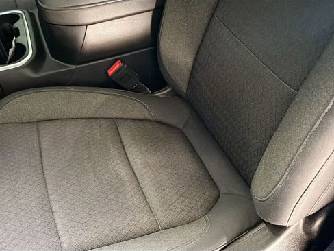 Used 2019 GMC Sierra 1500 Elevation image 21