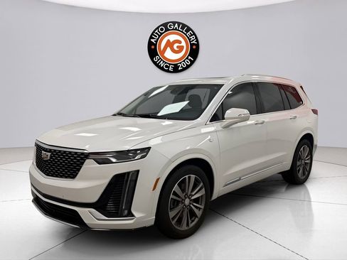 Used 2020 Cadillac XT6 Premium Luxury FWD image 7