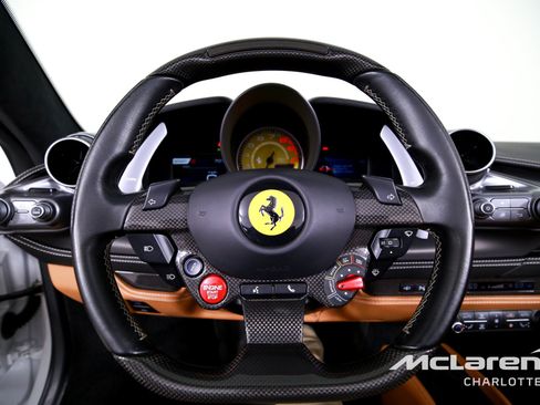 Used 2023 Ferrari F8 Tributo RWD image 15