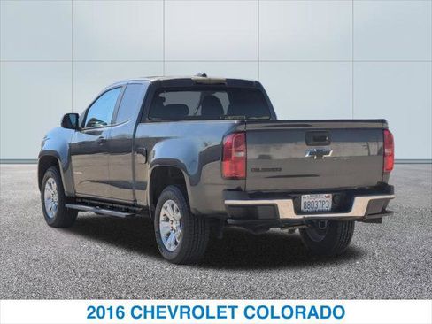 Used 2016 Chevrolet Colorado W/T image 9