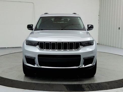 Used 2022 Jeep Grand Cherokee L Limited image 2