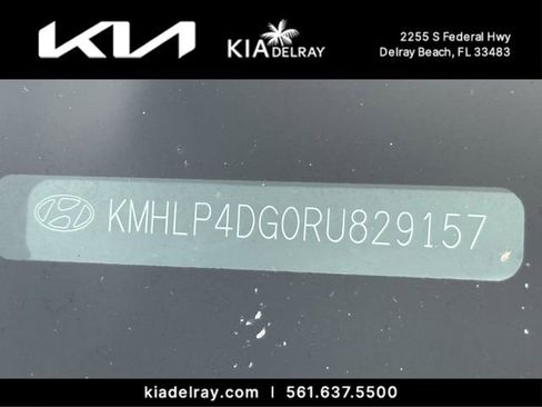 Used 2024 Hyundai Elantra Limited image 5