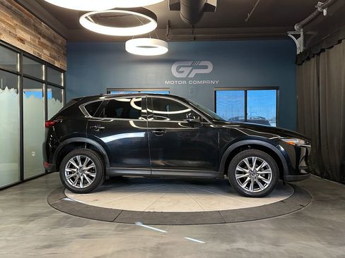 Used 2019 MAZDA CX-5 Grand Touring FWD image 2