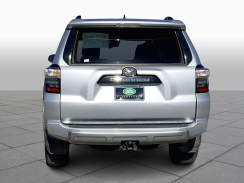 Used 2024 Toyota 4Runner TRD Off-Road image 5