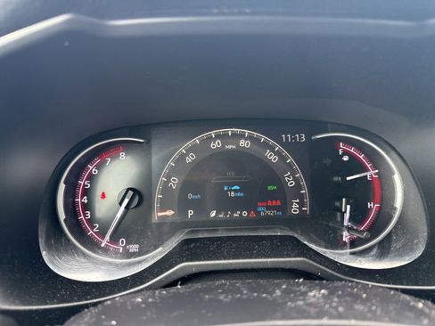 Used 2019 Toyota RAV4 Limited image 27