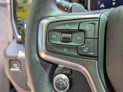 Used 2026 Chevrolet Silverado 1500 LT Trail Boss w/ Convenience Package II AWD/4WD image 33