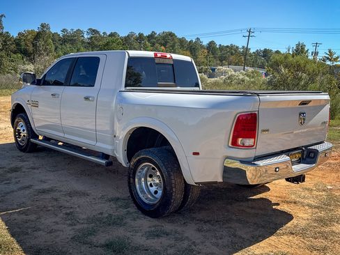 Used 2016 RAM 3500 Laramie image 8
