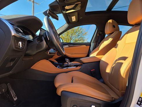 Certified 2023 BMW X4 M40i w/ Premium Package image 16