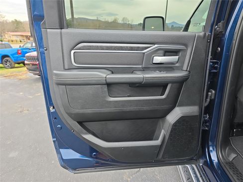 Used 2024 RAM 2500 Big Horn w/ Bed Utility Group image 14