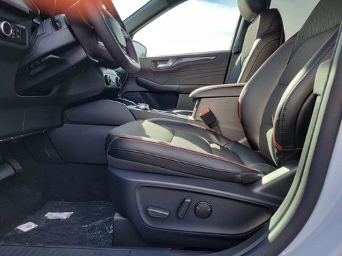 New 2026 Ford Escape ST-Line w/ Cold Weather Package image 17