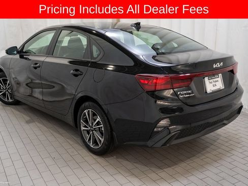 Certified 2023 Kia Forte LXS w/ LXS Technology Package FWD image 3