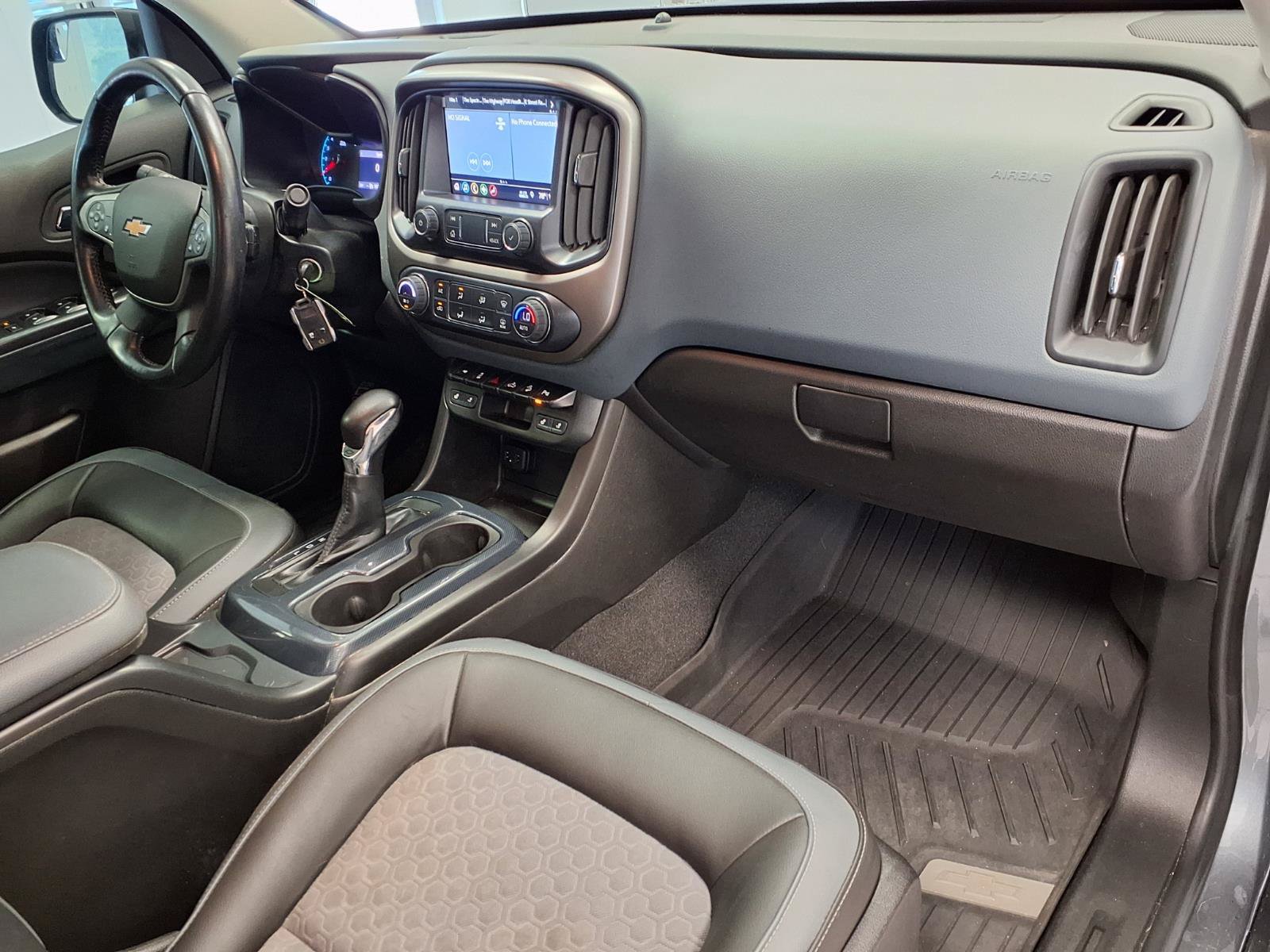 Used 2022 Chevrolet Colorado Z71 AWD/4WD image 9
