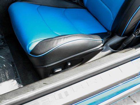 Used 2021 Chevrolet Camaro SS RWD image 28