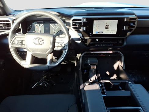 Used 2025 Toyota Tundra SR5 w/ SR5 Convenience Package image 15