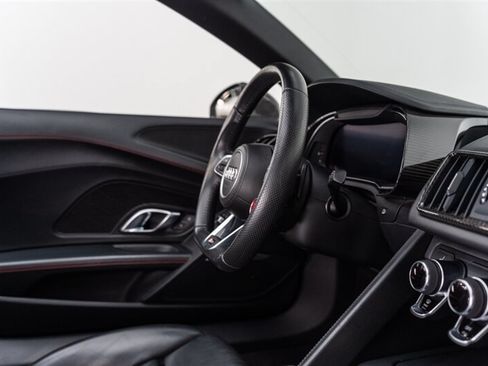 Used 2017 Audi R8 V10 AWD/4WD image 60