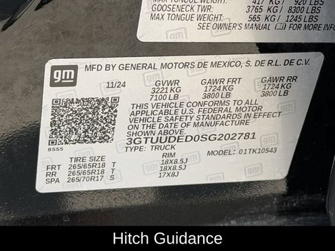 Used 2025 GMC Sierra 1500 SLT AWD/4WD image 37