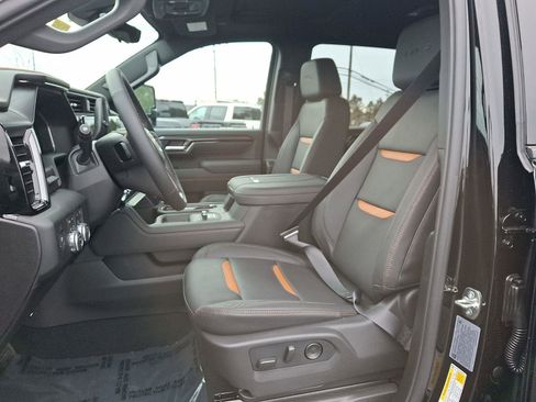 New 2026 GMC Sierra 2500 AT4 w/ Technology Package image 6
